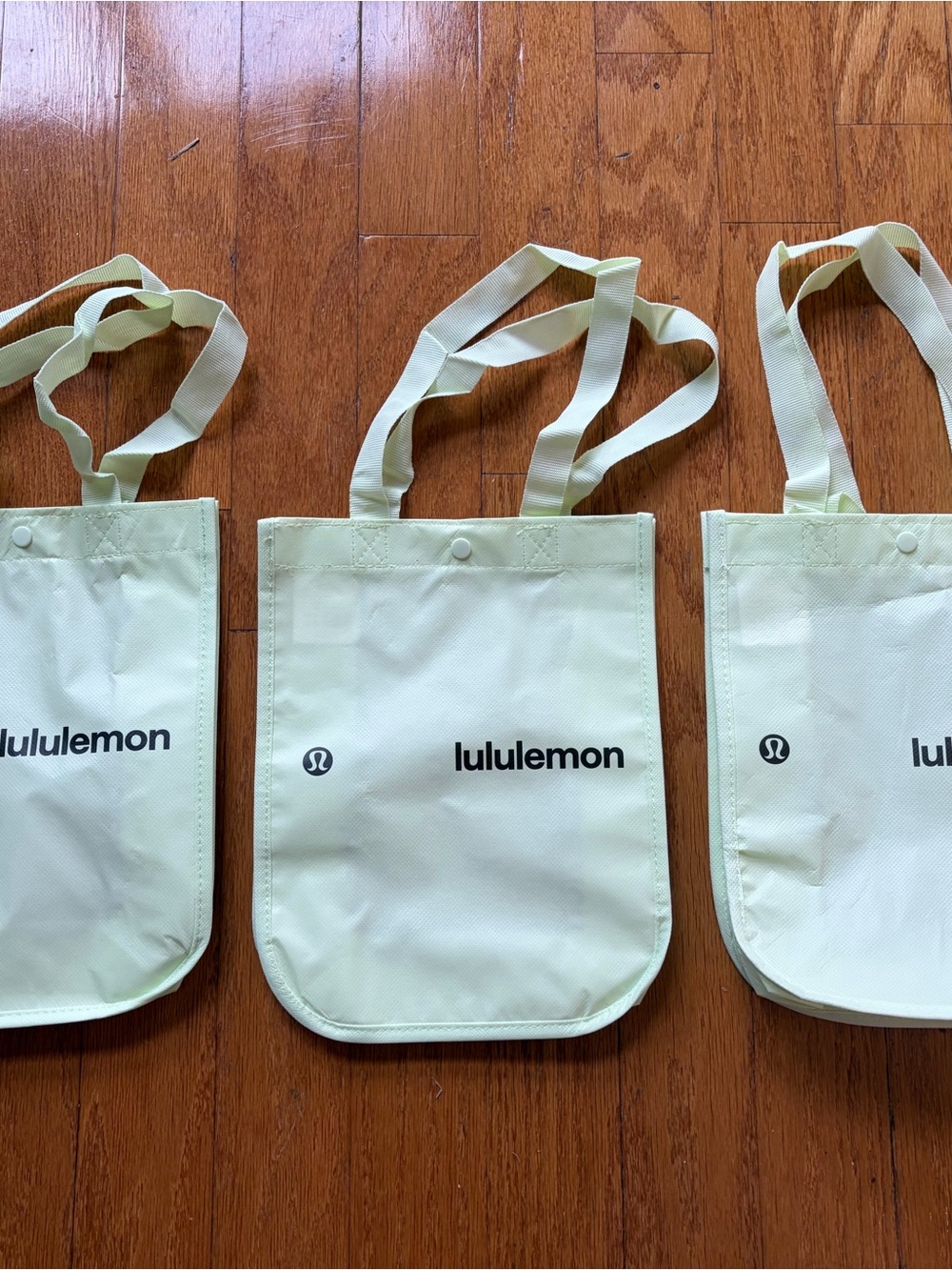 New, set of 3 lululemon athletica Light Mint Green Tote Bag